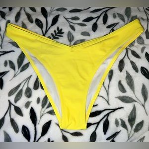 CupShe Yellow High Leg Cheeky Bikini Bottoms NEW without tags LARGE Perfect